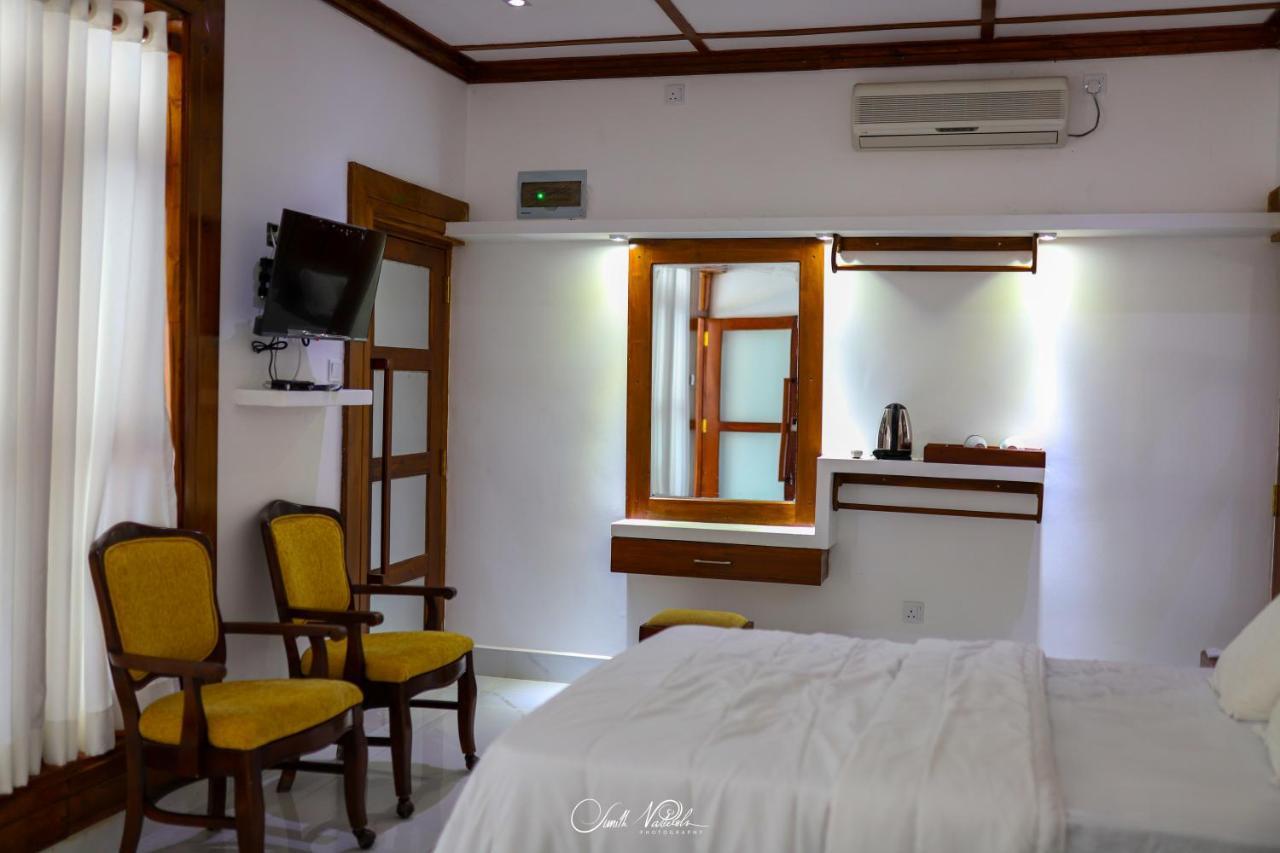 Ceylonta Beach Resort And Spa Хамбантота Екстериор снимка