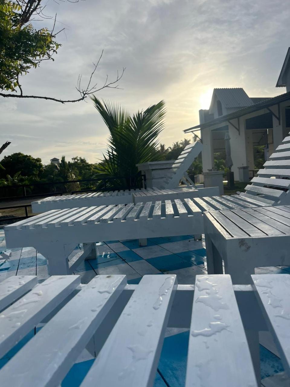 Ceylonta Beach Resort And Spa Хамбантота Екстериор снимка